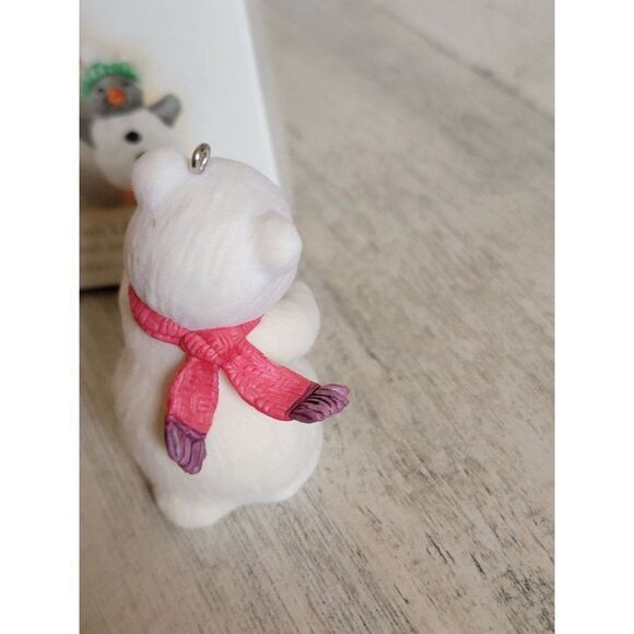 Hallmark there's no fun like no fun! 2009 ornament Xmas glitter - Picture 5 of 6